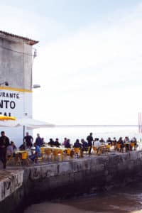 ponto final restaurant terrasse lisbonne